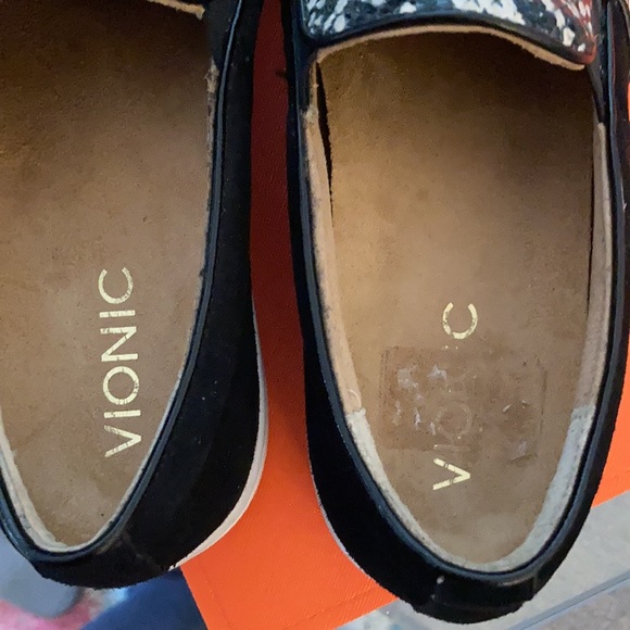 Vionic Midi Slip On Sneaker Size 6.5 - Picture 9 of 10